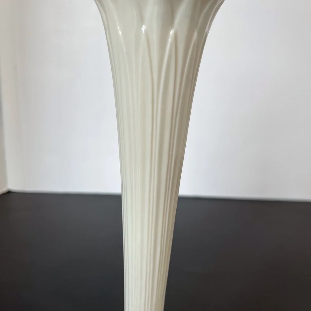 Lenox Ivory Bud Vase trimmed in Gold